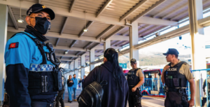 Policía Metropolitana en operativos de control