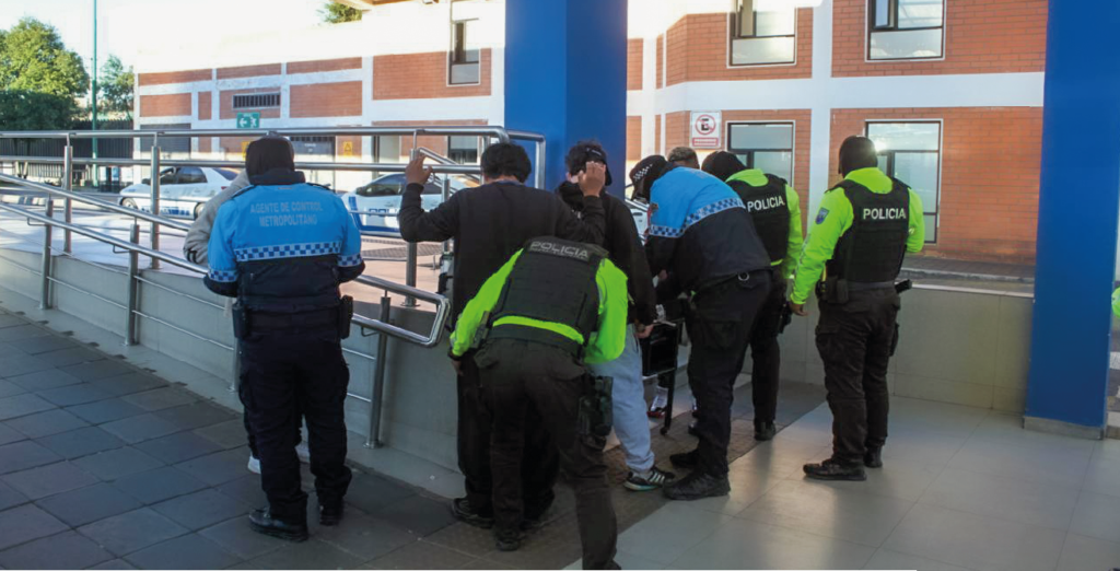 Operativos de control en la Estación Guamaní